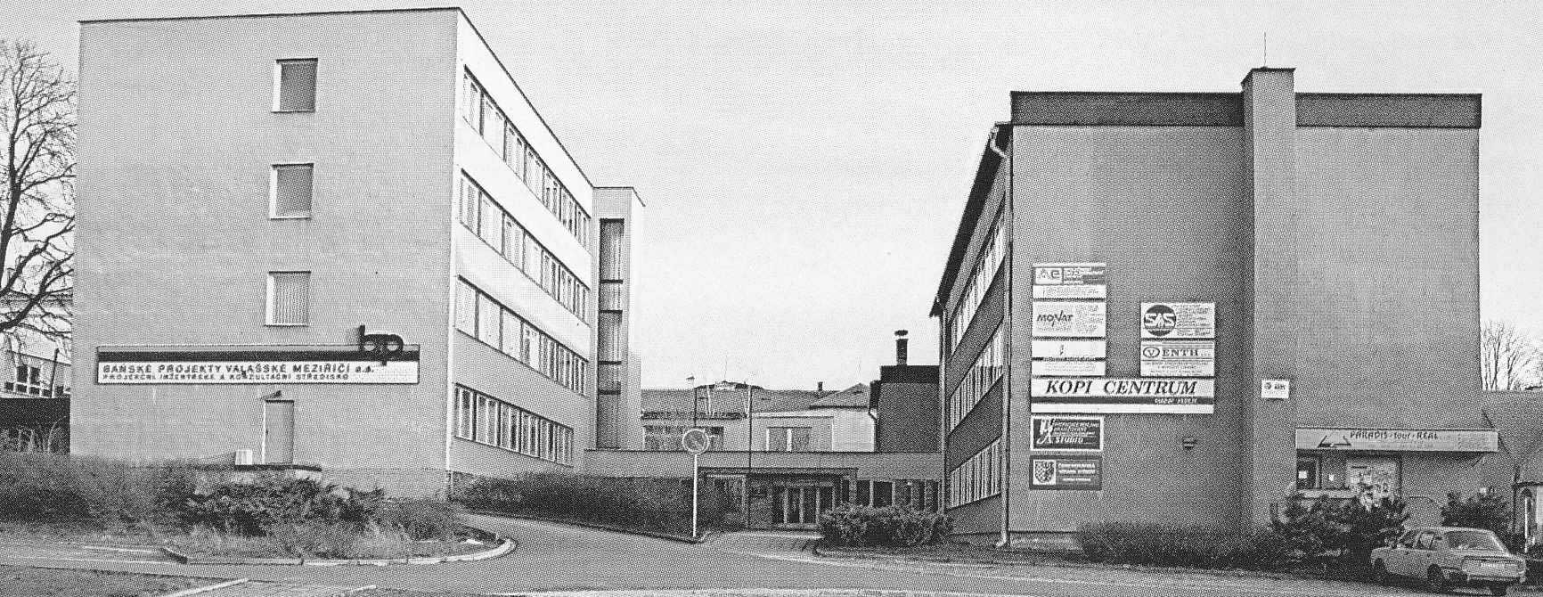 Historický pohled na budovu